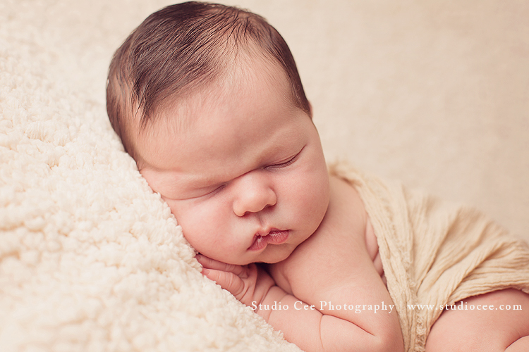 Modern-orange-county-newborn-photography-by-Studio-Cee-Photography Modern-orange-county-newborn-photography-by-Studio-Cee-Photography