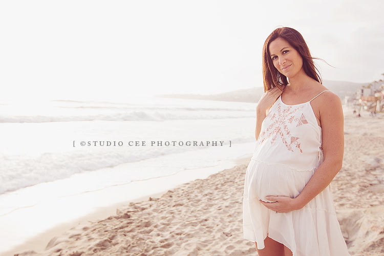 beach-maternity-photography-oc