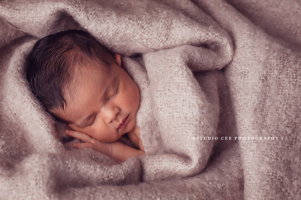 newborn-baby-photographers-orange-county