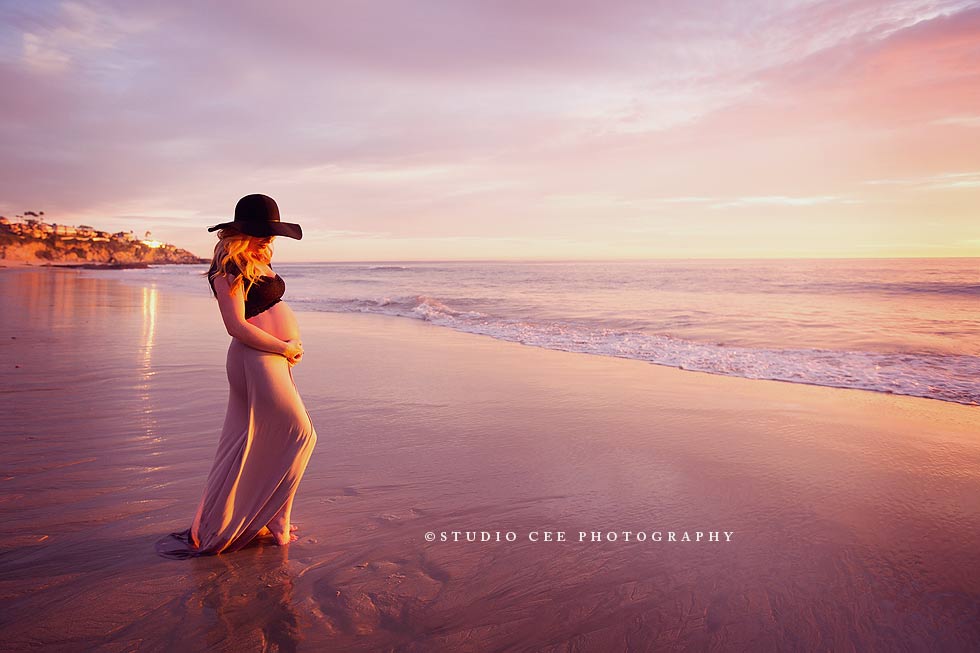 beach-maternity-portraits-orange-county