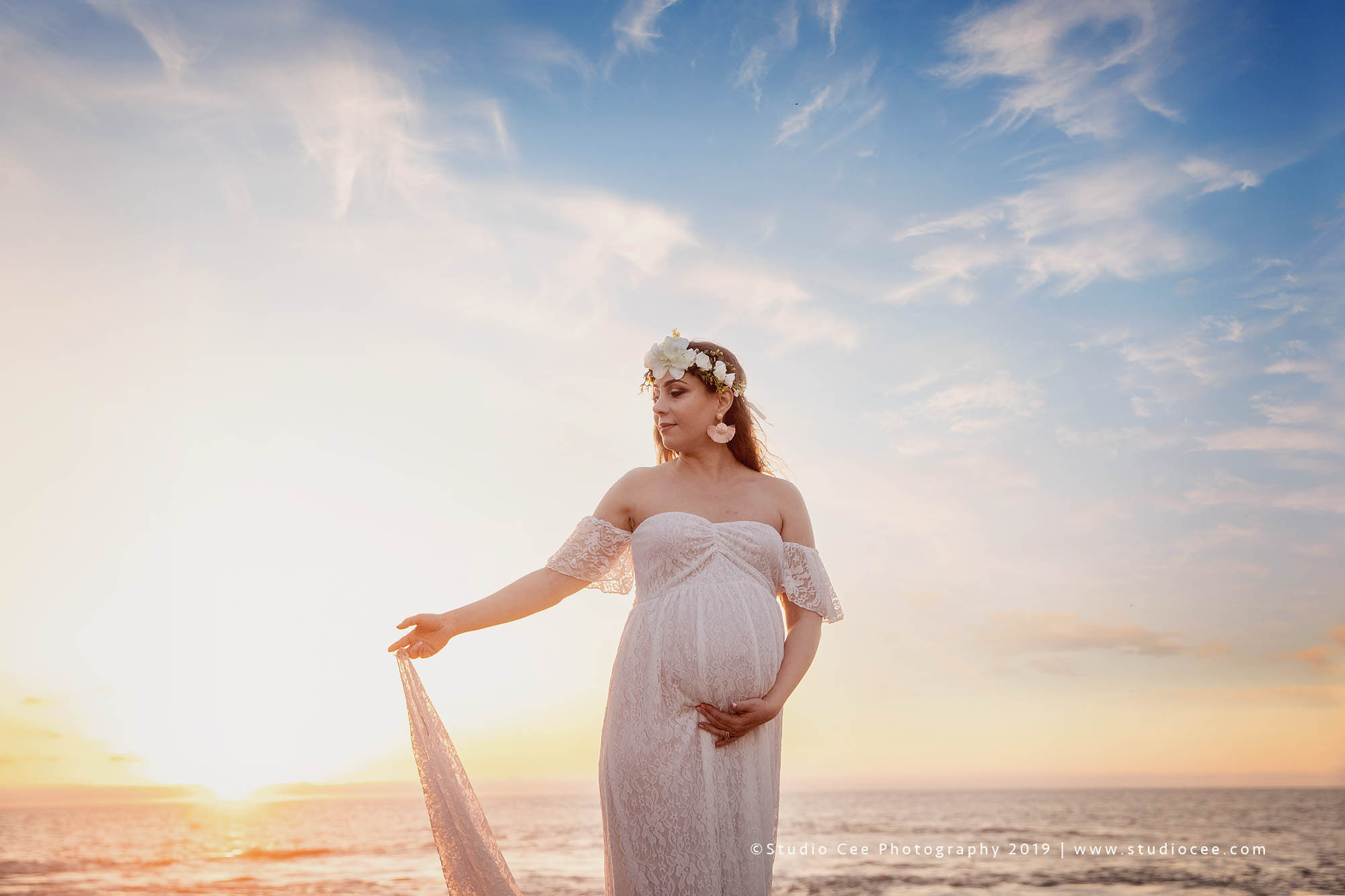 pregnancy beach photographer orange county